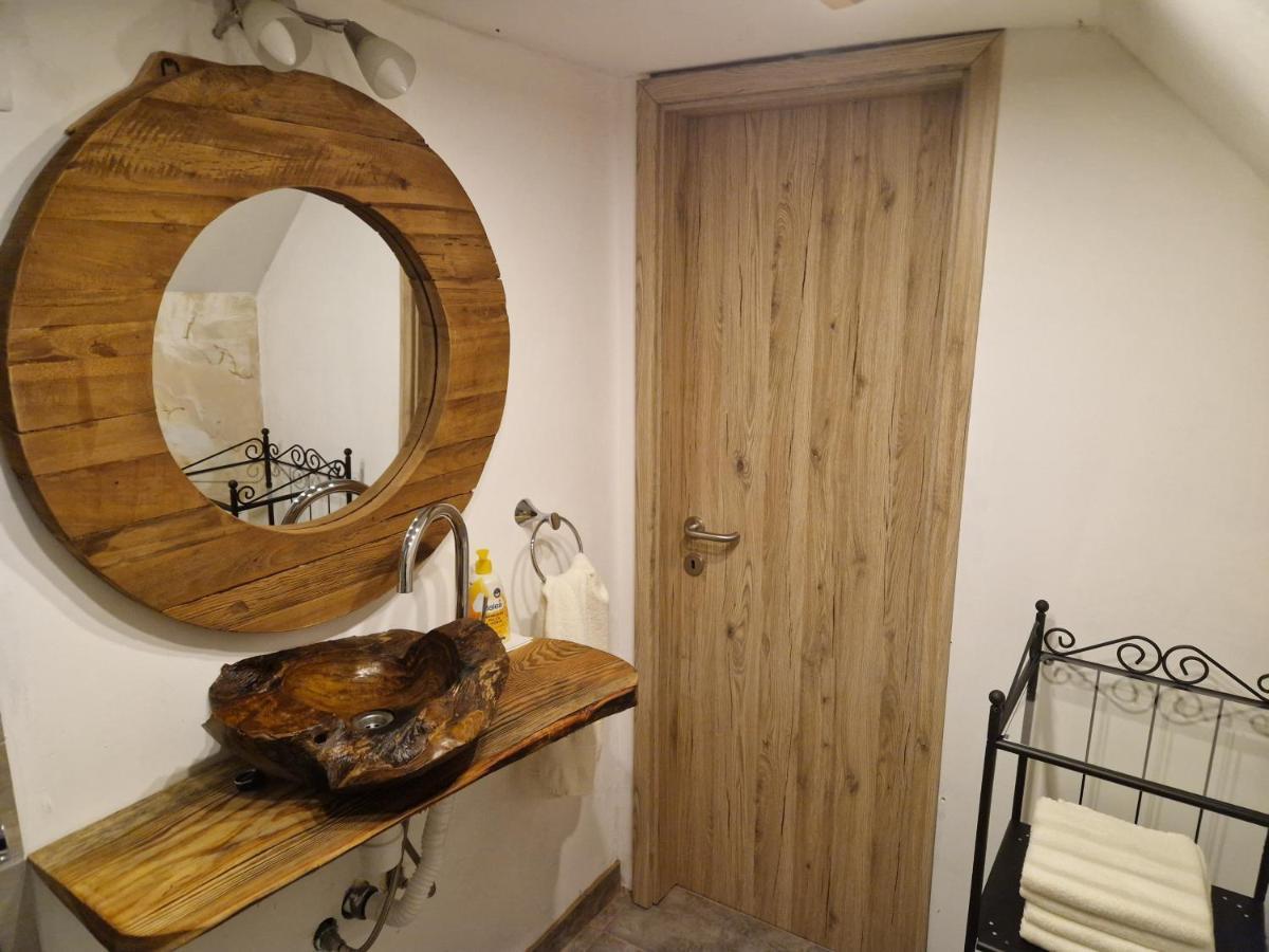 Koca Na Pikovem Apartment Crna na Koroskem ภายนอก รูปภาพ